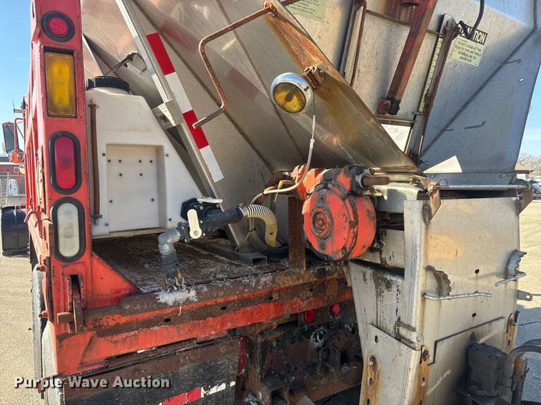 image for item EQ1201 2001 Sterling L7500 dump truck