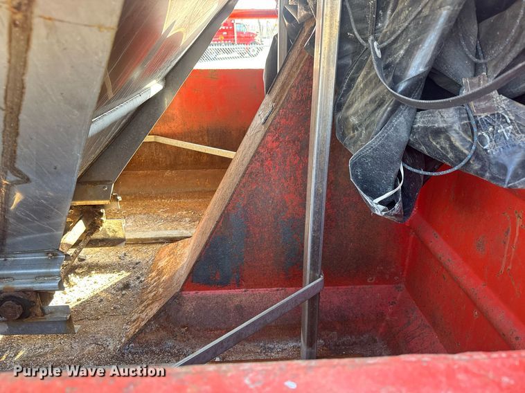 image for item EQ1201 2001 Sterling L7500 dump truck