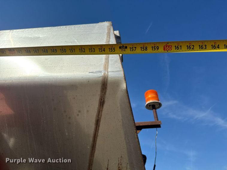 image for item EQ1201 2001 Sterling L7500 dump truck