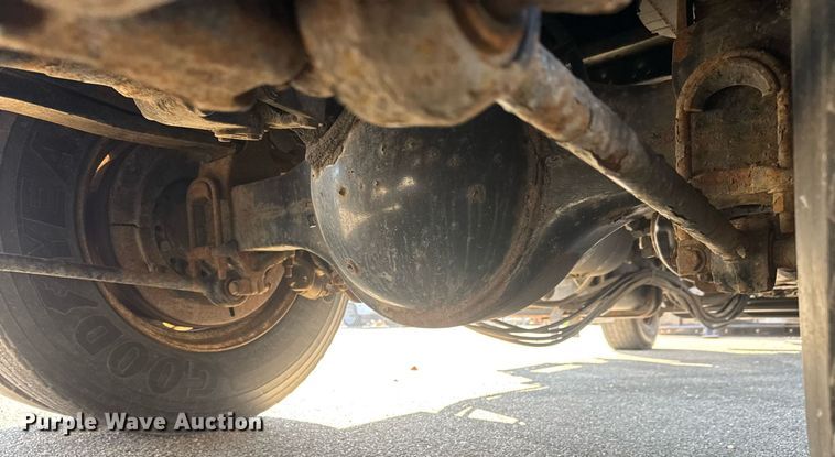 image for item EQ1201 2001 Sterling L7500 dump truck