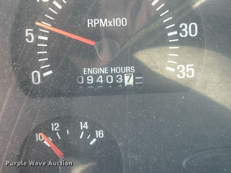 image for item EQ1201 2001 Sterling L7500 dump truck