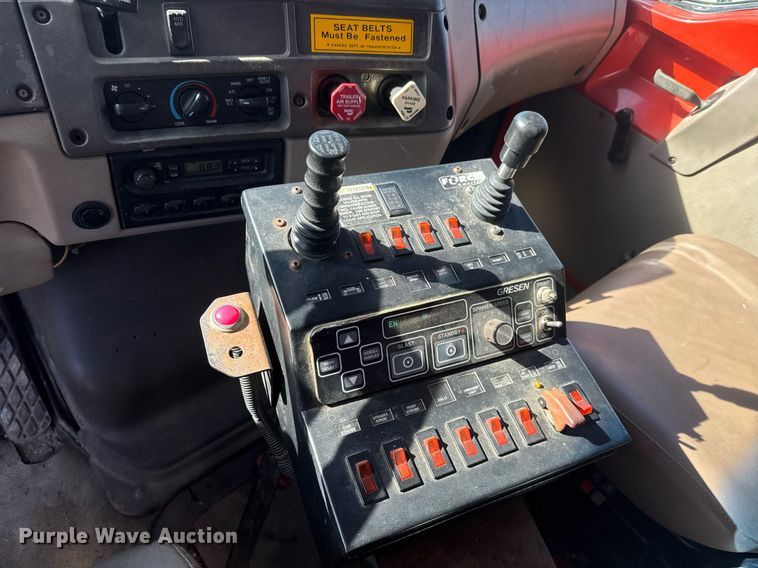 image for item EQ1201 2001 Sterling L7500 dump truck