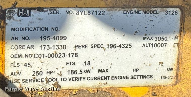 image for item EQ1201 2001 Sterling L7500 dump truck