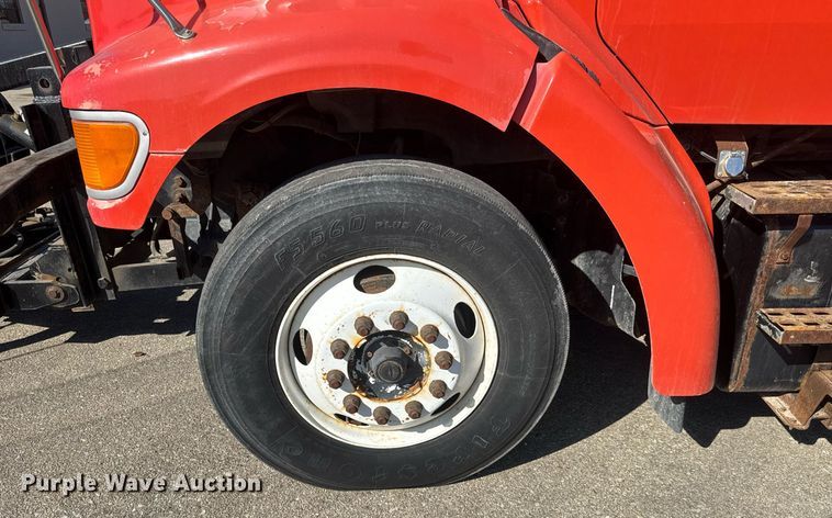 image for item EQ1201 2001 Sterling L7500 dump truck