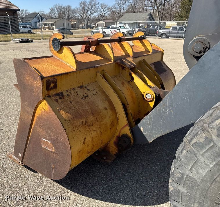 image for item EQ1202 2006 John Deere 444J wheel loader