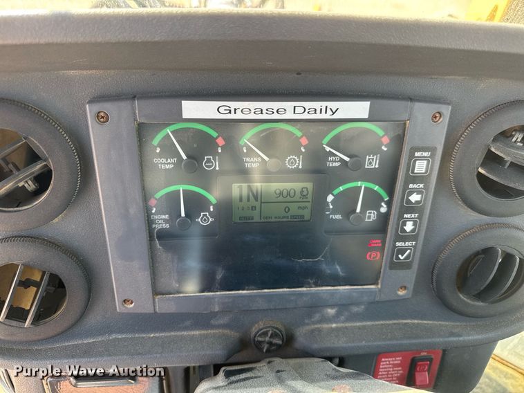 image for item EQ1202 2006 John Deere 444J wheel loader