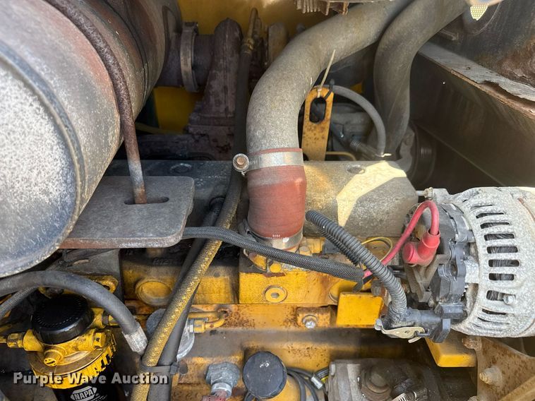 image for item EQ1202 2006 John Deere 444J wheel loader