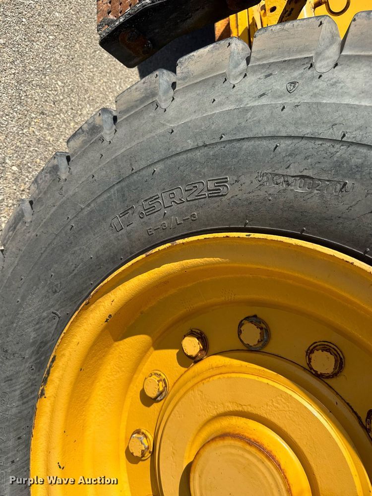 image for item EQ1202 2006 John Deere 444J wheel loader