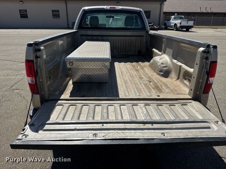 image for item EQ1203 2008 Ford F150 XL pickup truck