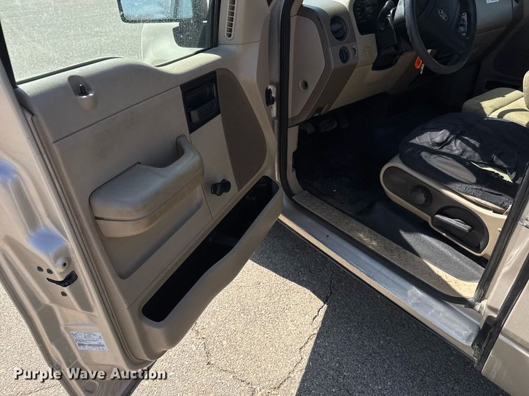 image for item EQ1203 2008 Ford F150 XL pickup truck