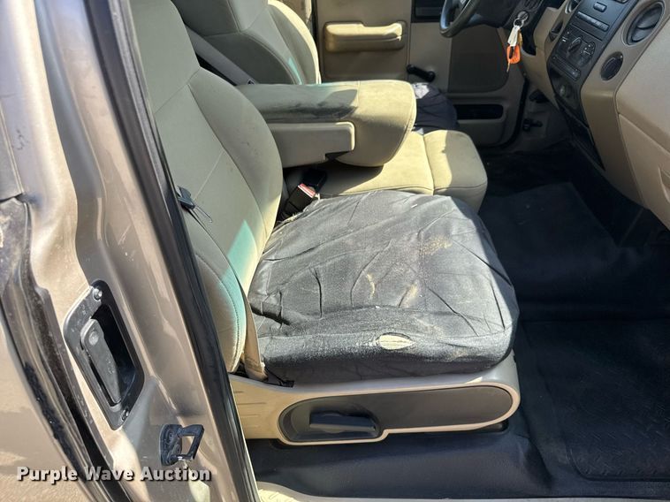 image for item EQ1203 2008 Ford F150 XL pickup truck