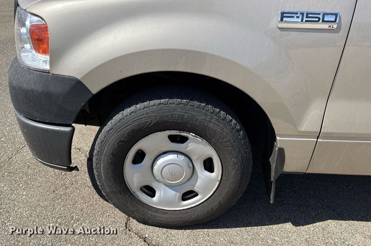 image for item EQ1203 2008 Ford F150 XL pickup truck