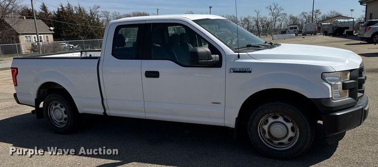 image for item EQ1204 2015 Ford F150 SuperCab pickup truck