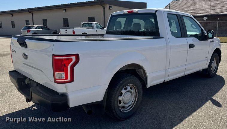 image for item EQ1204 2015 Ford F150 SuperCab pickup truck