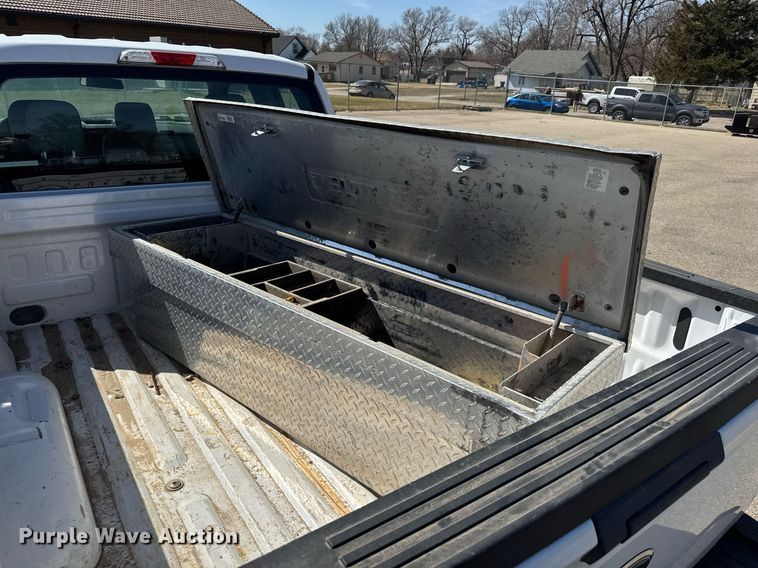 image for item EQ1204 2015 Ford F150 SuperCab pickup truck