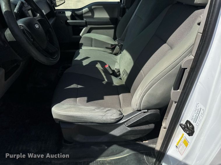 image for item EQ1204 2015 Ford F150 SuperCab pickup truck