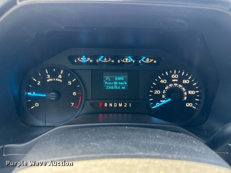 image for item EQ1204 2015 Ford F150 SuperCab pickup truck