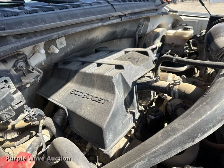 image for item EQ1204 2015 Ford F150 SuperCab pickup truck