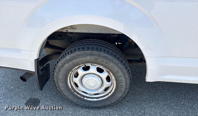 image for item EQ1204 2015 Ford F150 SuperCab pickup truck