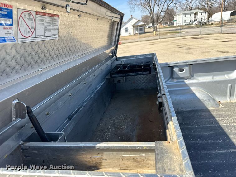 image for item EQ1205 2010 Chevrolet Silverado 1500 Ext. Cab pickup truck