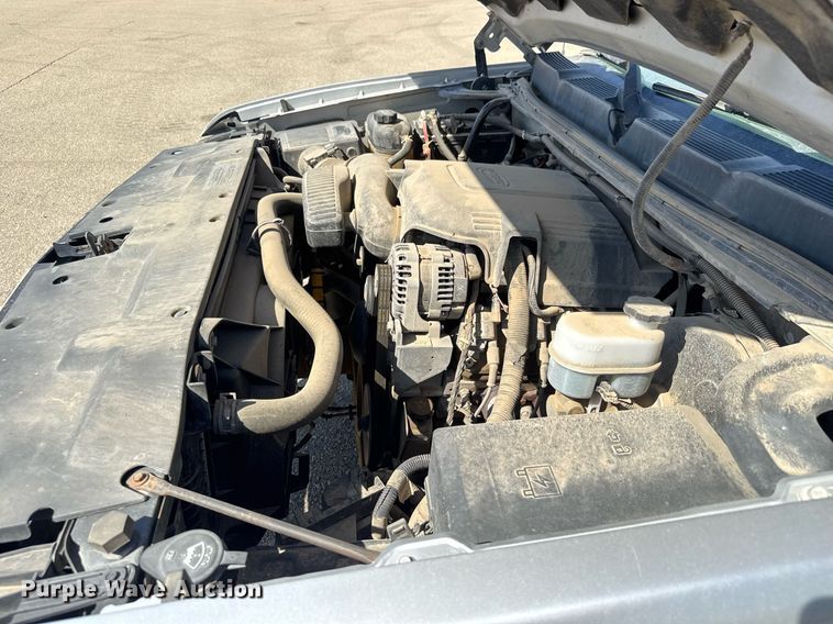 image for item EQ1205 2010 Chevrolet Silverado 1500 Ext. Cab pickup truck