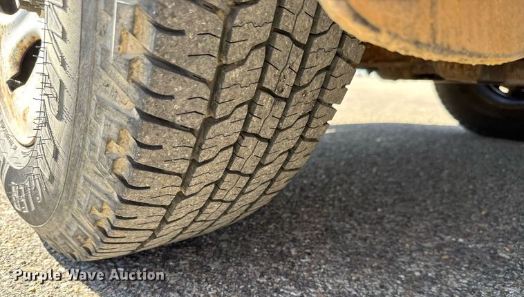 image for item EQ1205 2010 Chevrolet Silverado 1500 Ext. Cab pickup truck