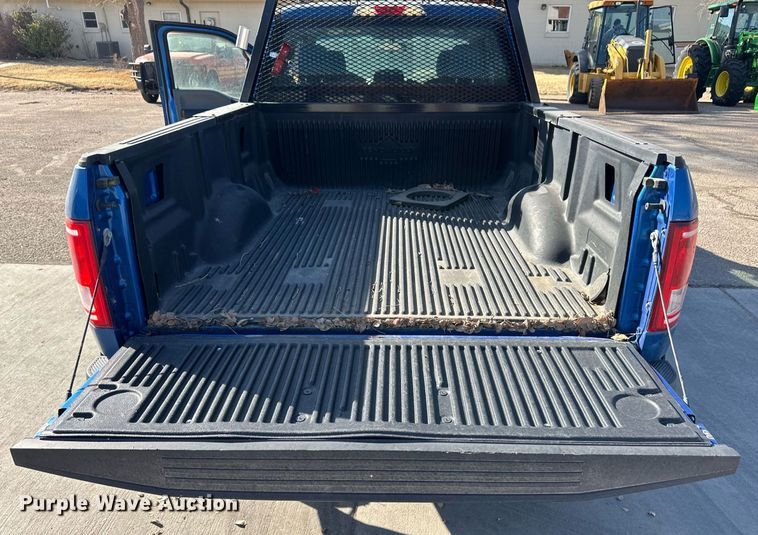 image for item ER8846 2015 Ford F150 SuperCab pickup truck