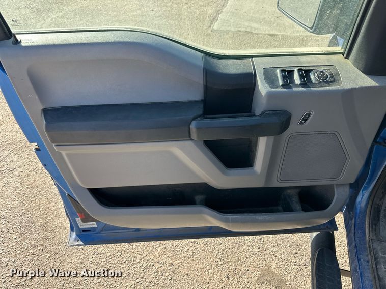 image for item ER8846 2015 Ford F150 SuperCab pickup truck