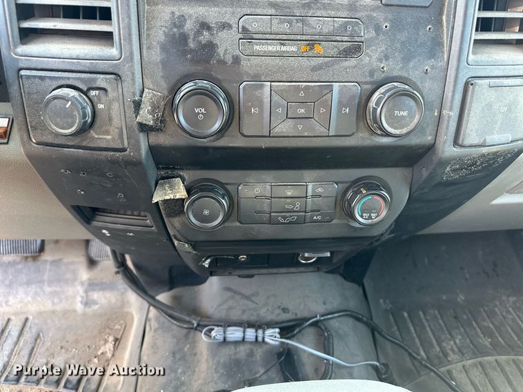 image for item ER8846 2015 Ford F150 SuperCab pickup truck