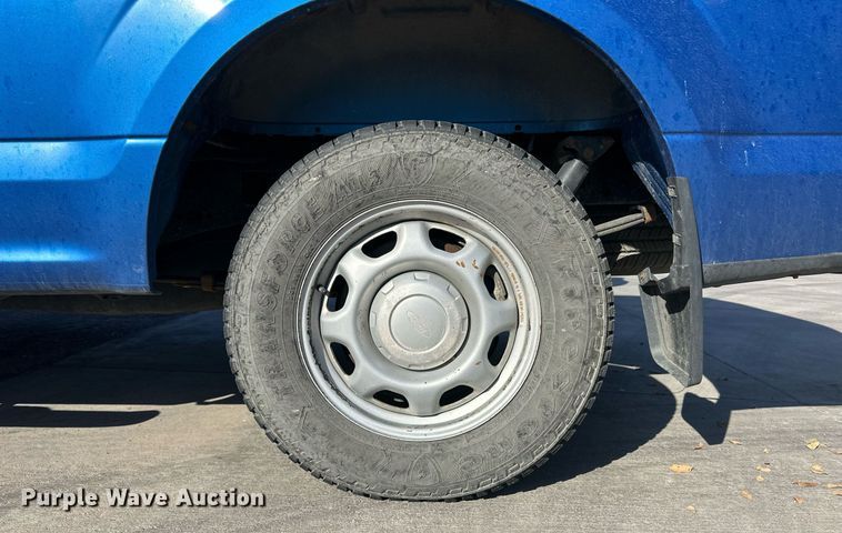 image for item ER8846 2015 Ford F150 SuperCab pickup truck