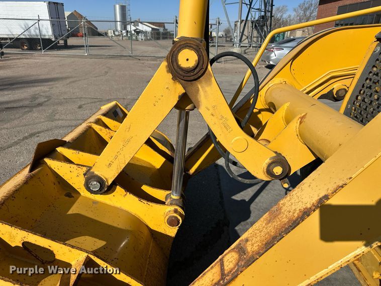 image for item ER8847 2005 John Deere 310G backhoe