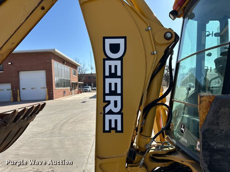 image for item ER8847 2005 John Deere 310G backhoe