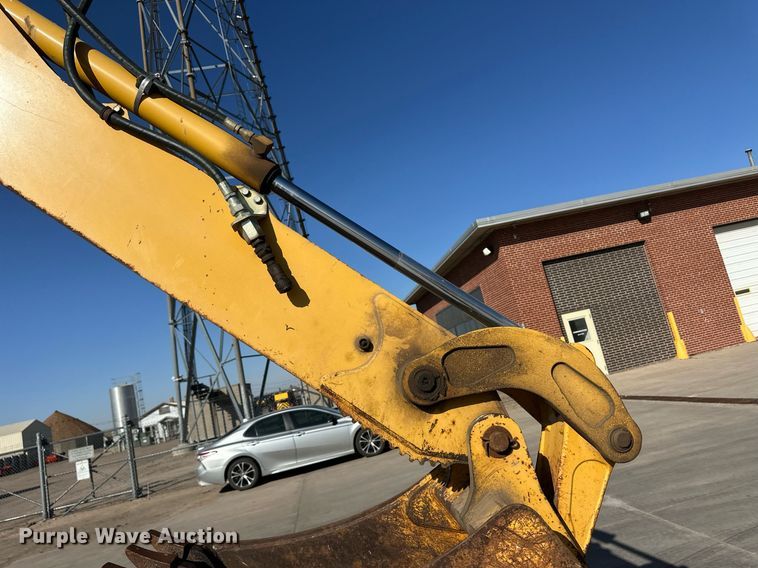 image for item ER8847 2005 John Deere 310G backhoe