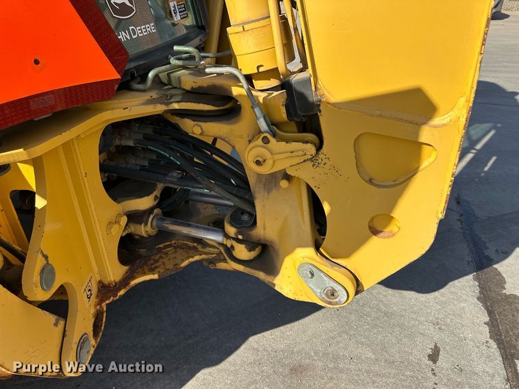 image for item ER8847 2005 John Deere 310G backhoe
