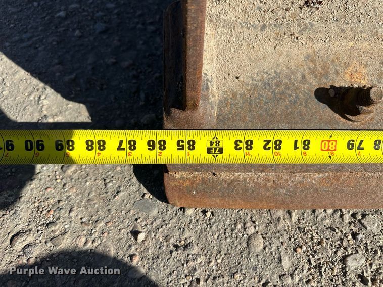 image for item ER8847 2005 John Deere 310G backhoe