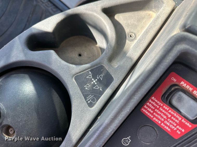 image for item ER8847 2005 John Deere 310G backhoe