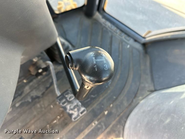 image for item ER8847 2005 John Deere 310G backhoe