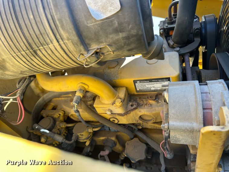 image for item ER8847 2005 John Deere 310G backhoe