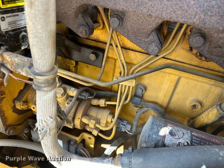 image for item ER8847 2005 John Deere 310G backhoe