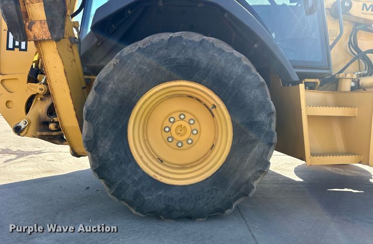 image for item ER8847 2005 John Deere 310G backhoe