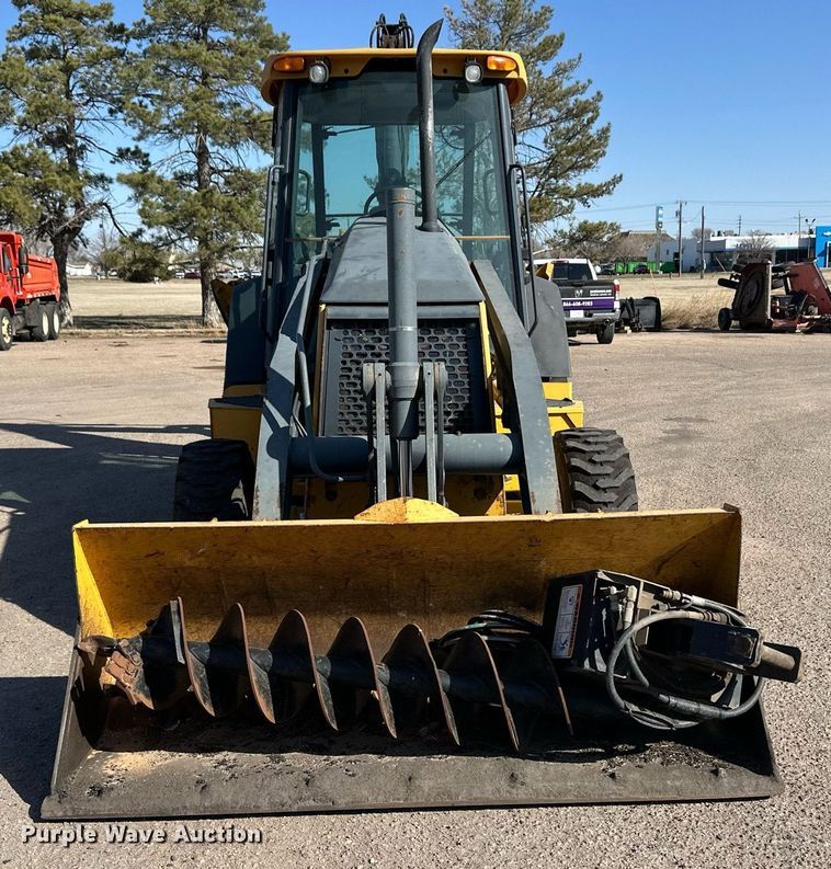 image for item ER8848 2008 John Deere 310J backhoe