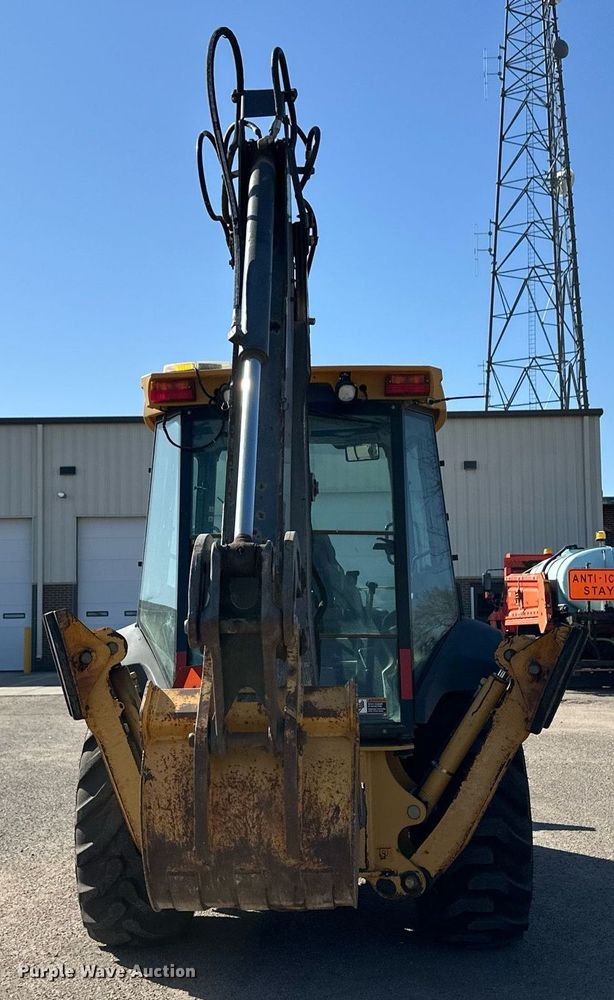 image for item ER8848 2008 John Deere 310J backhoe