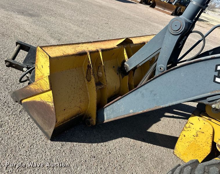 image for item ER8848 2008 John Deere 310J backhoe