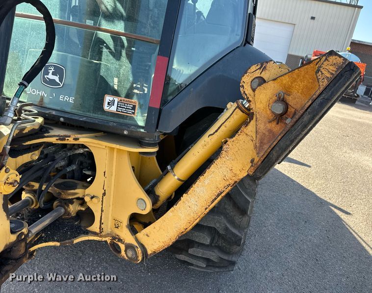 image for item ER8848 2008 John Deere 310J backhoe