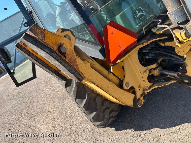 image for item ER8848 2008 John Deere 310J backhoe