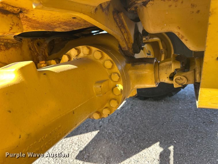 image for item ER8848 2008 John Deere 310J backhoe