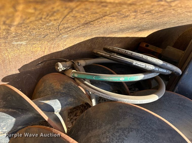 image for item ER8848 2008 John Deere 310J backhoe