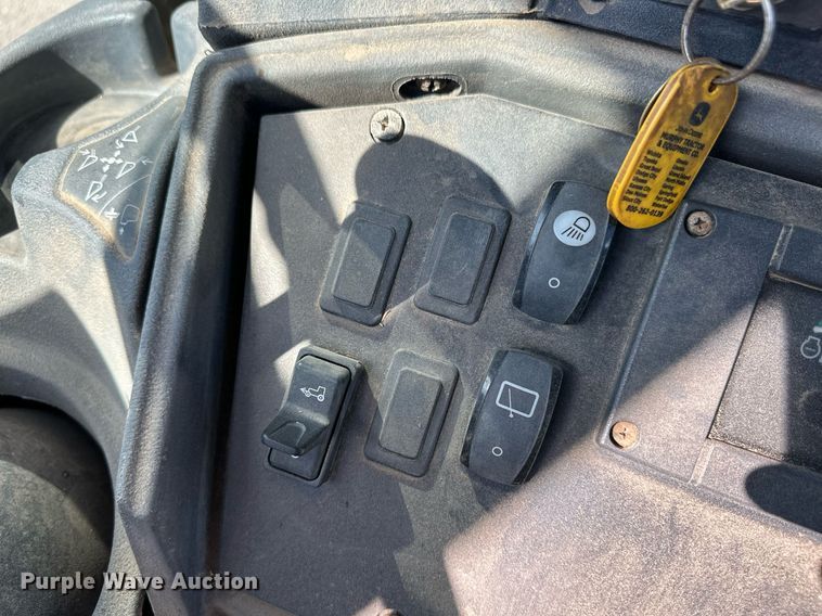 image for item ER8848 2008 John Deere 310J backhoe