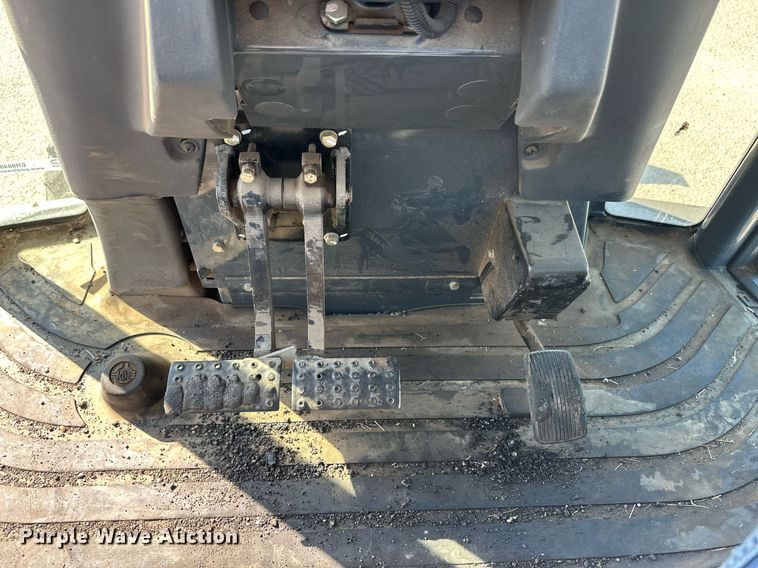 image for item ER8848 2008 John Deere 310J backhoe