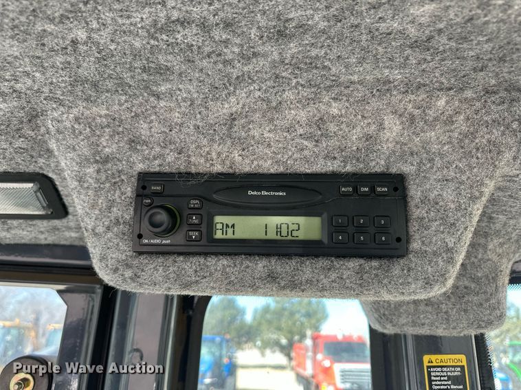 image for item ER8848 2008 John Deere 310J backhoe